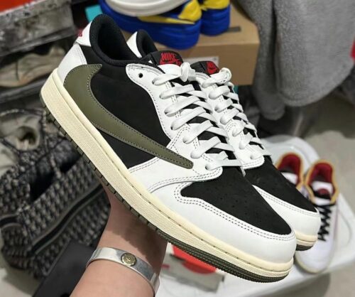 Travis Scott Air Jordan 1 Low Og “olive” photo review