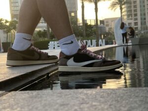 Travis Scott X Air Jordan 1 Low  ‘Mocha’ photo review