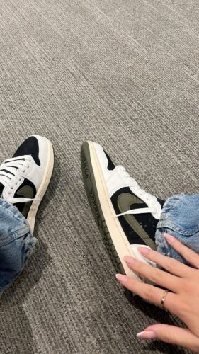 Travis Scott Air Jordan 1 Low Og “olive” photo review