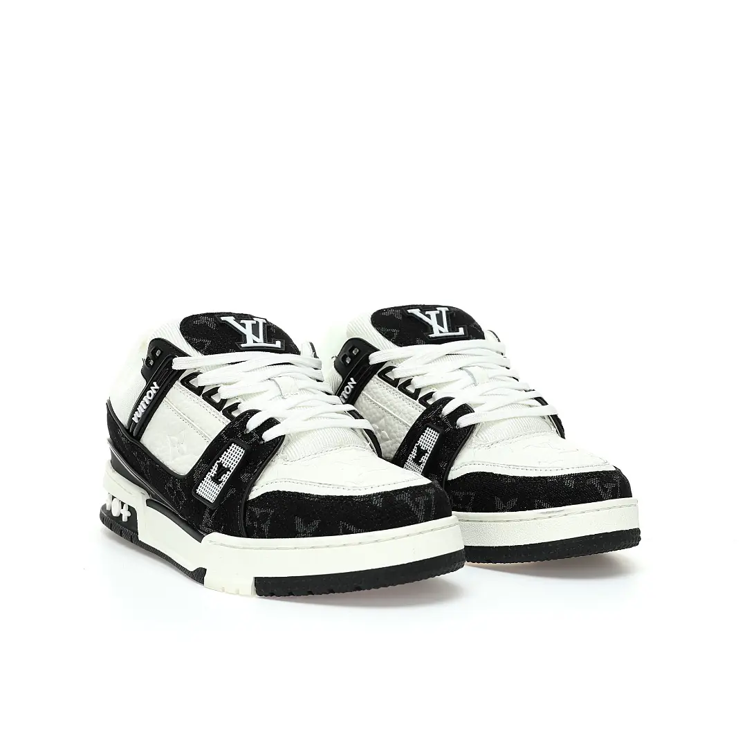 Trainer White Black