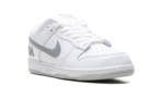 SB Dunk Low "Supreme - White"